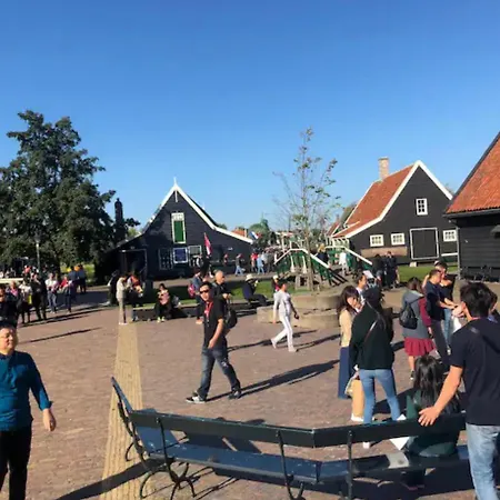 Zaanse Schans & Amsterdam Apartment Wormerveer
